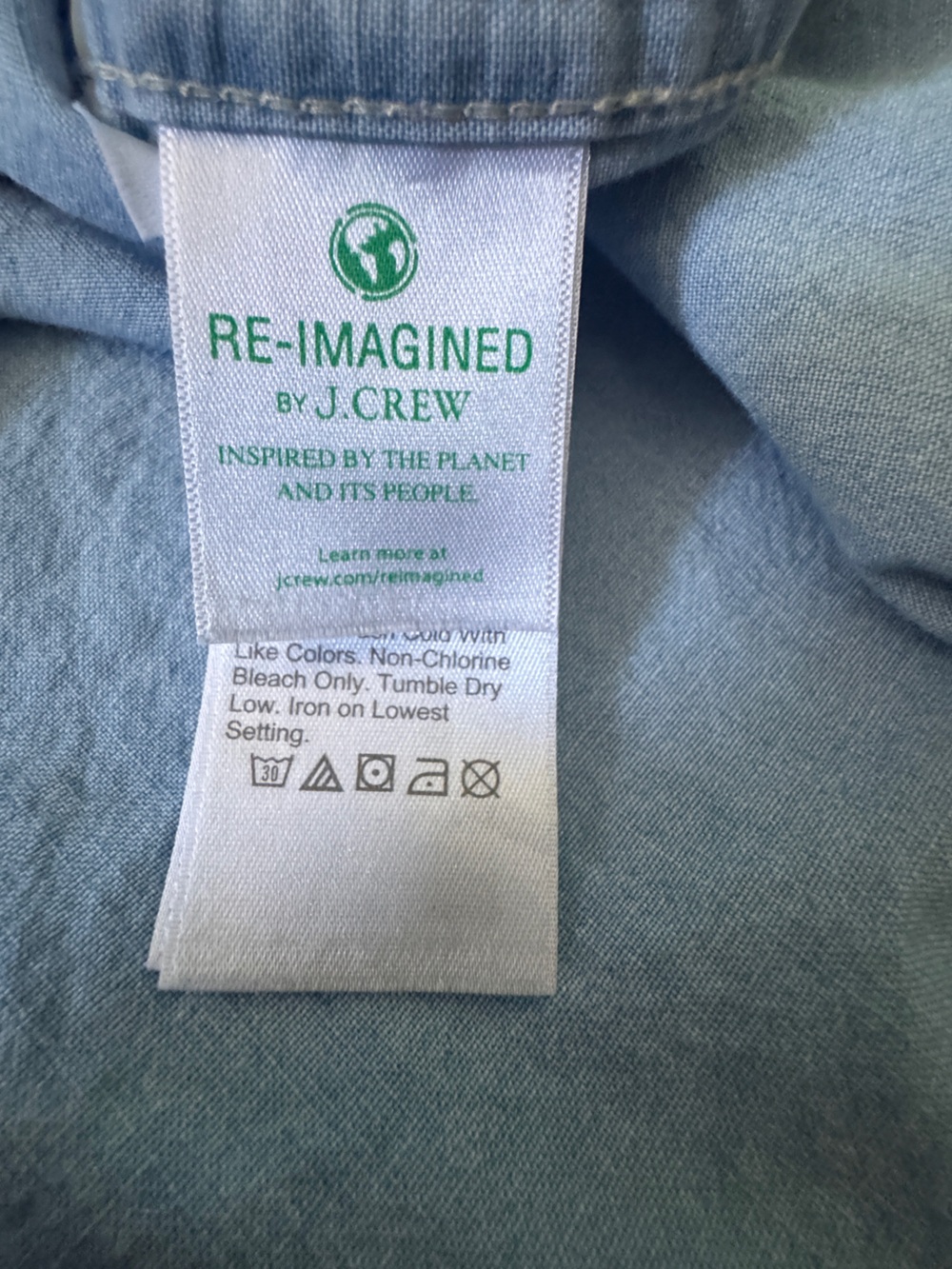 New J. Crew relaxed fit chambray shirt - Picture 4 of 4